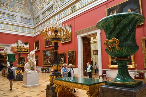  The Hermitage Museum: Một kho báu nghệ thuật bất tử trong trung tâm thành phố St. Petersburg!